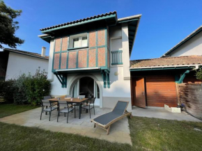 LES BERGES LANDAISES Villa pour 6 personnes à 3mn du centre ville d'Hossegor